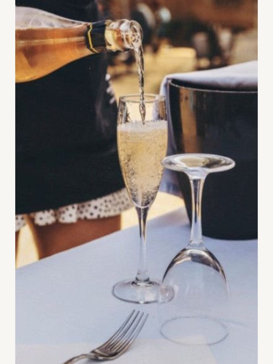 Monocle Mediterraneo Newspaper - Boutique Galleria