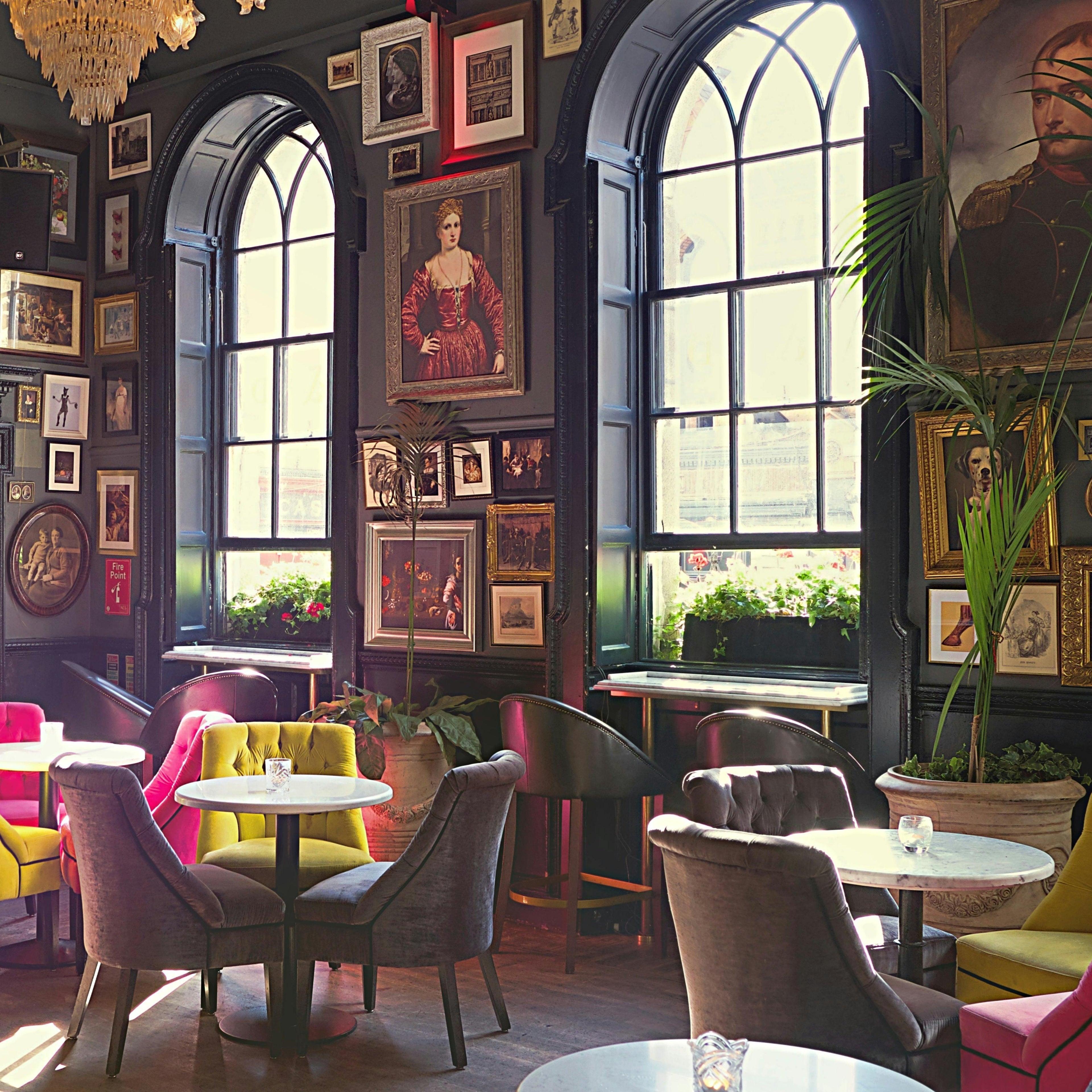 Interiors - Boutique Galleria