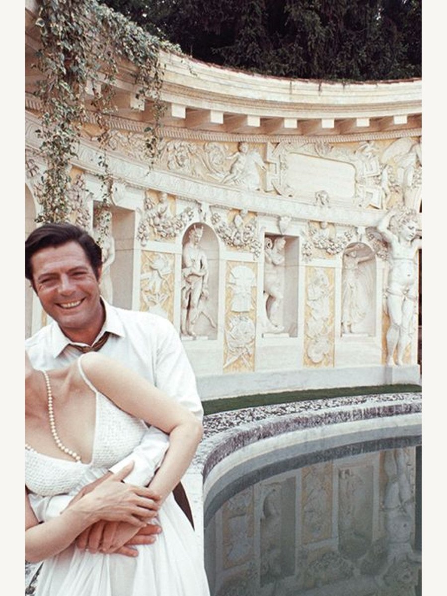 Douglas Kirkland: Romance - Boutique Galleria
